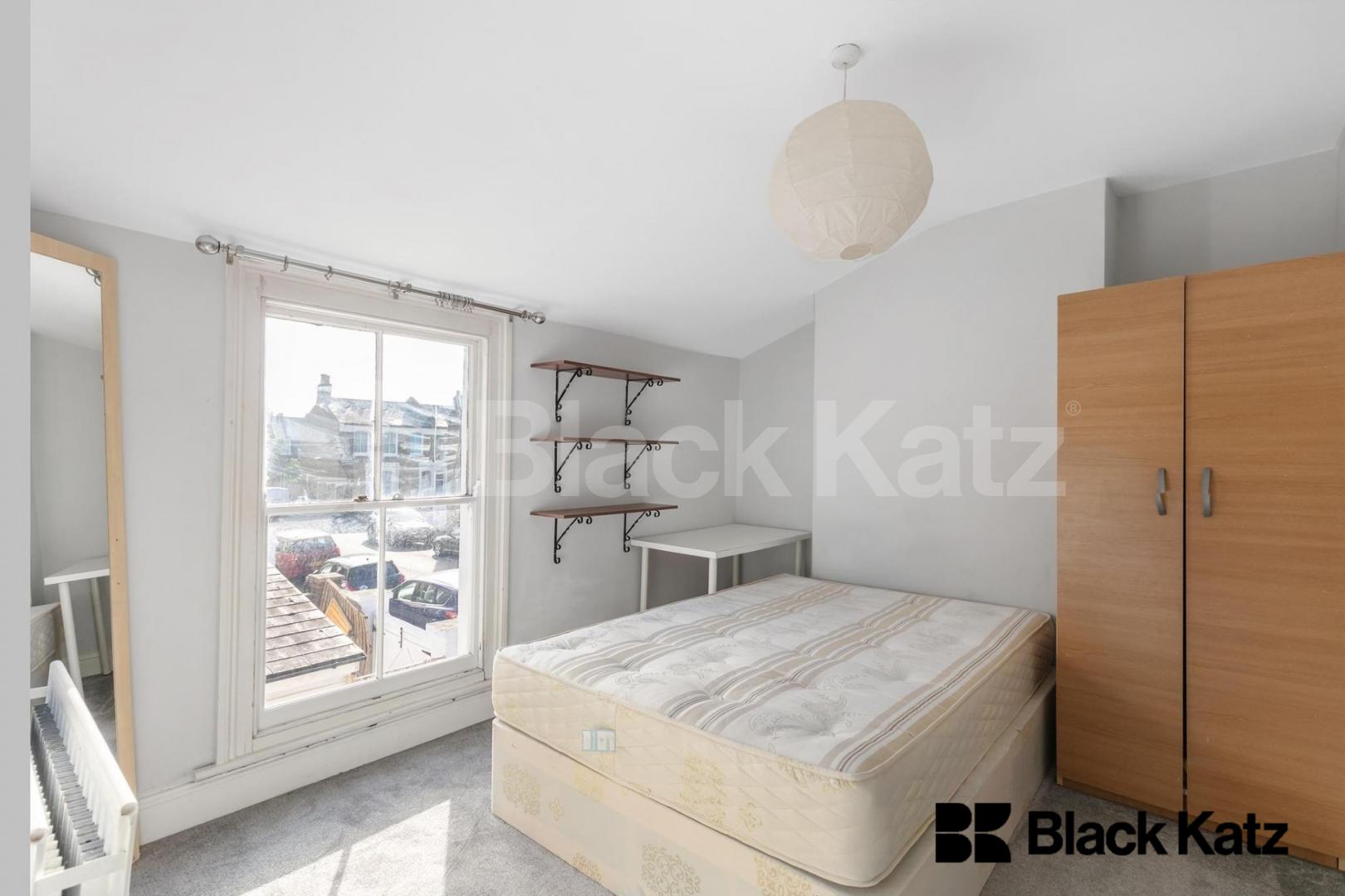 Charming 5-Bed Georgian Gem in SE15: Ideal for Students and Sharers Friary Road, Peckham